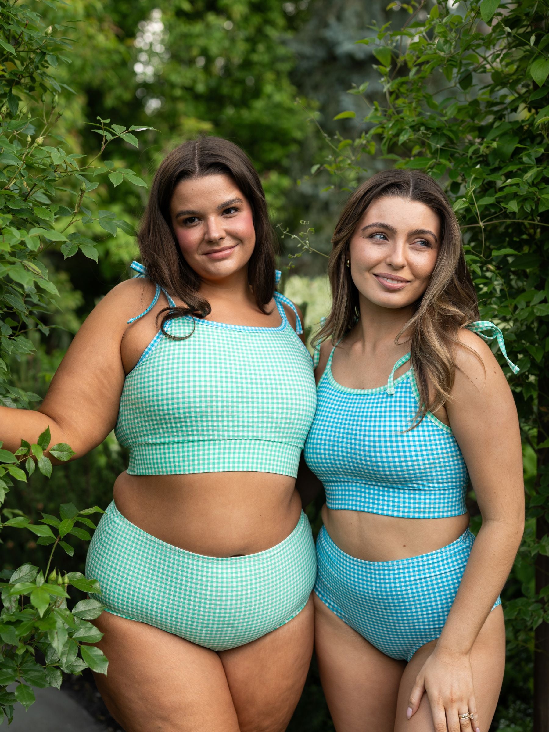 Green Seersucker Shoulder-Tie Crop Top