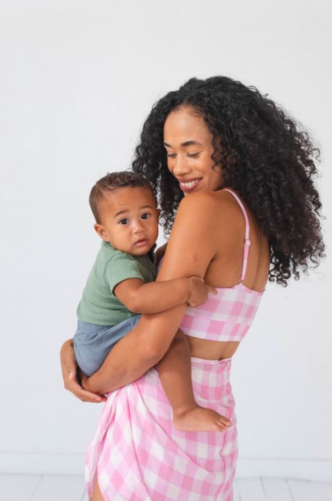 The Best Nursing-Friendly Swimsuits for Breastfeeding Moms